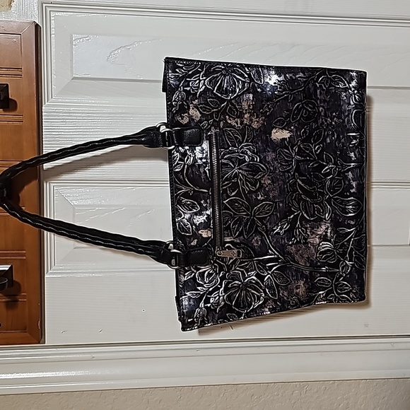 Patricia Nash Black Silver Rose Tooling Cassini Floral Embossed Tote Shoulder Ba - Picture 4 of 8